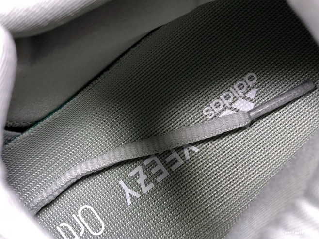 Adidas EG7487 Salt Yeezy Boost v2 700 0816